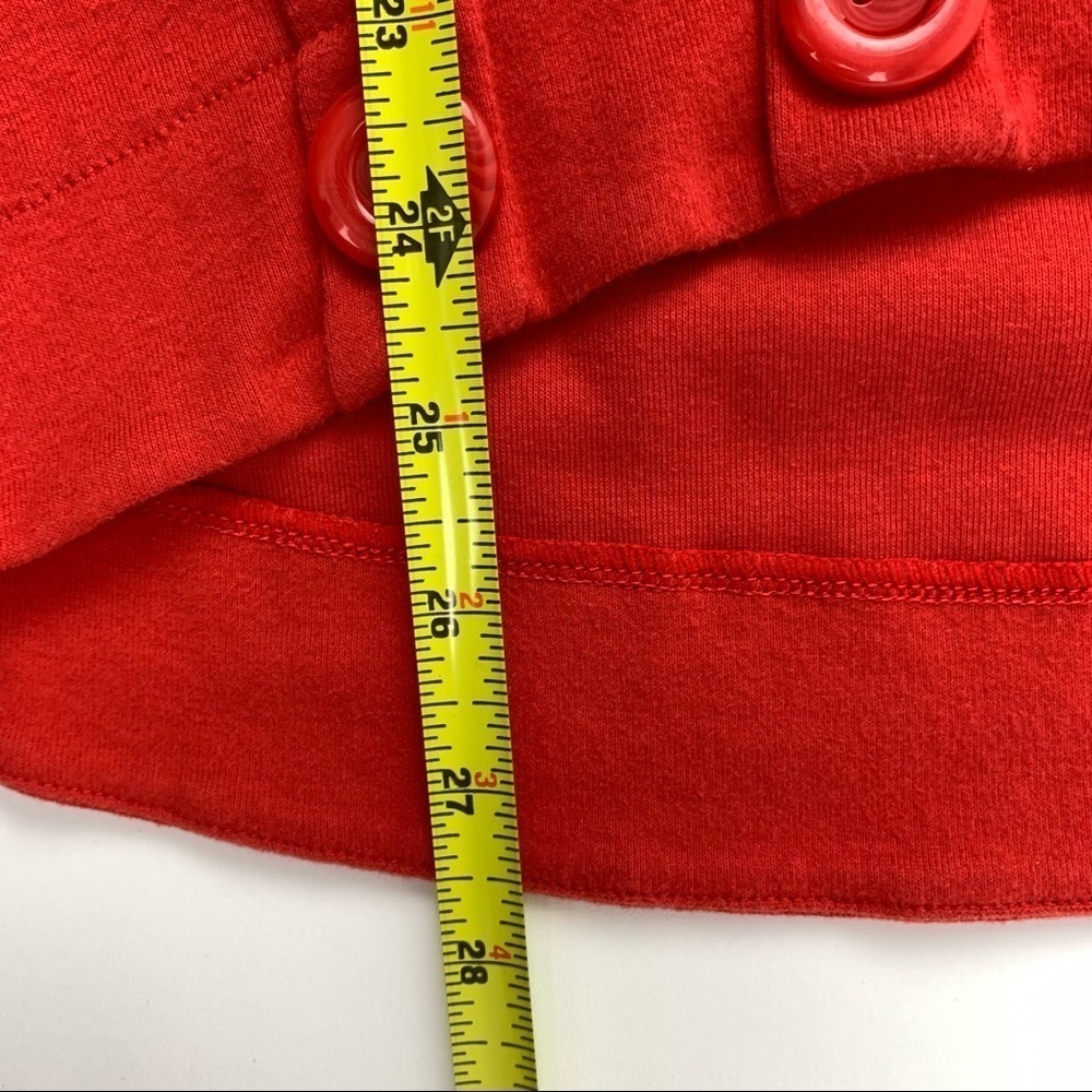 GOELIA Graphic Red Long Sleeved  Top with Crocheted Hood size small - Picture 8 of 11